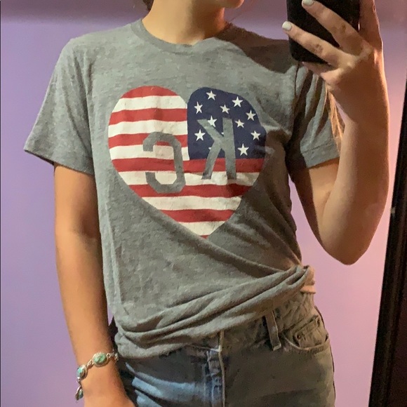 Tops - Kansas City KC Heart T-shirt